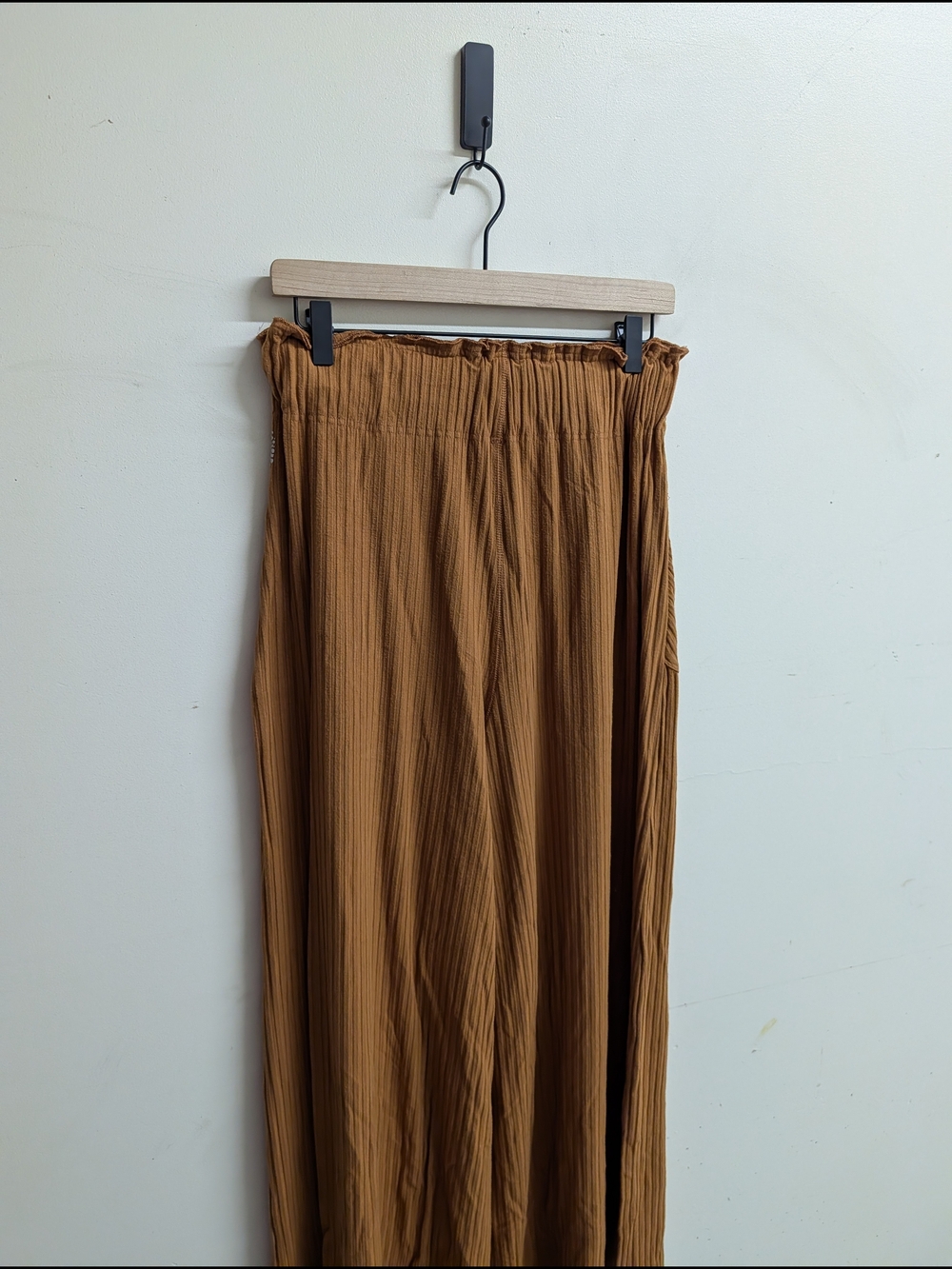Free People Movement Women's Boho Pleated Pull On Pants in Camel Small - Picture 3 of 9